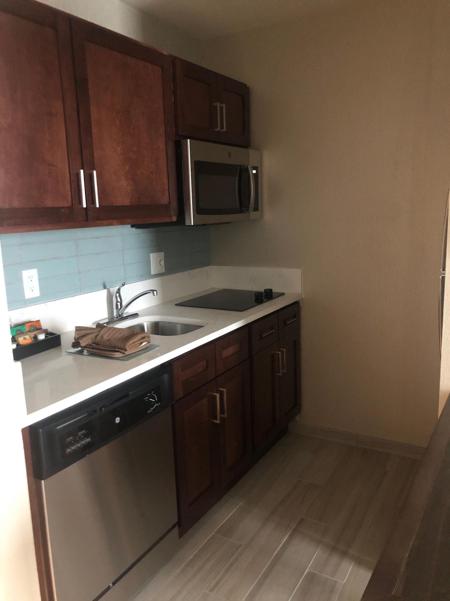 Homewood Suites By Hilton Salt Lake City Airport מראה חיצוני תמונה
